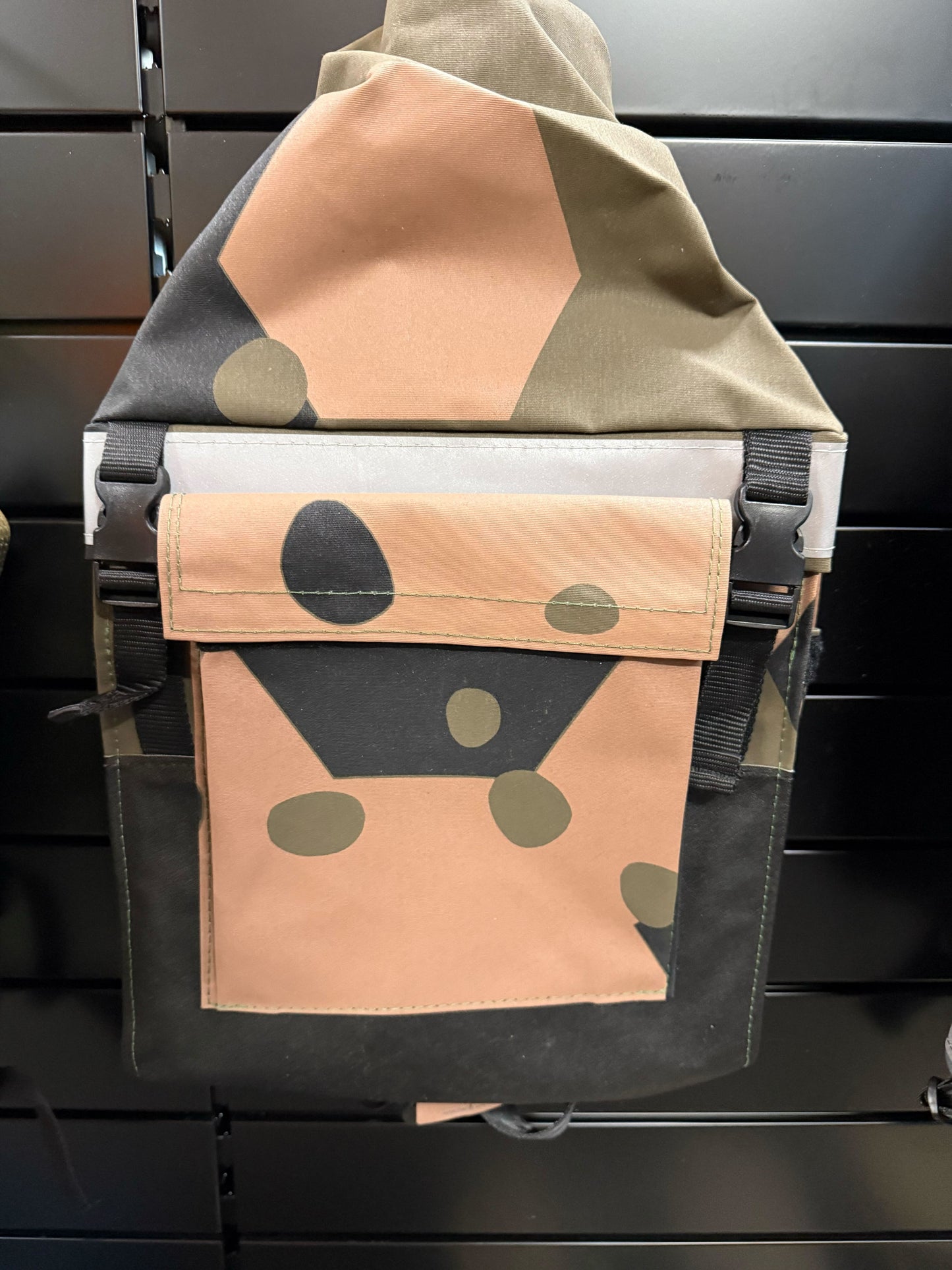 Canvas Mining High Top Reflective Crib Bag Camo